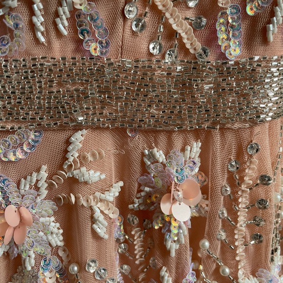 Mac Duggal beaded plunge neck gown - Picture 6 of 9